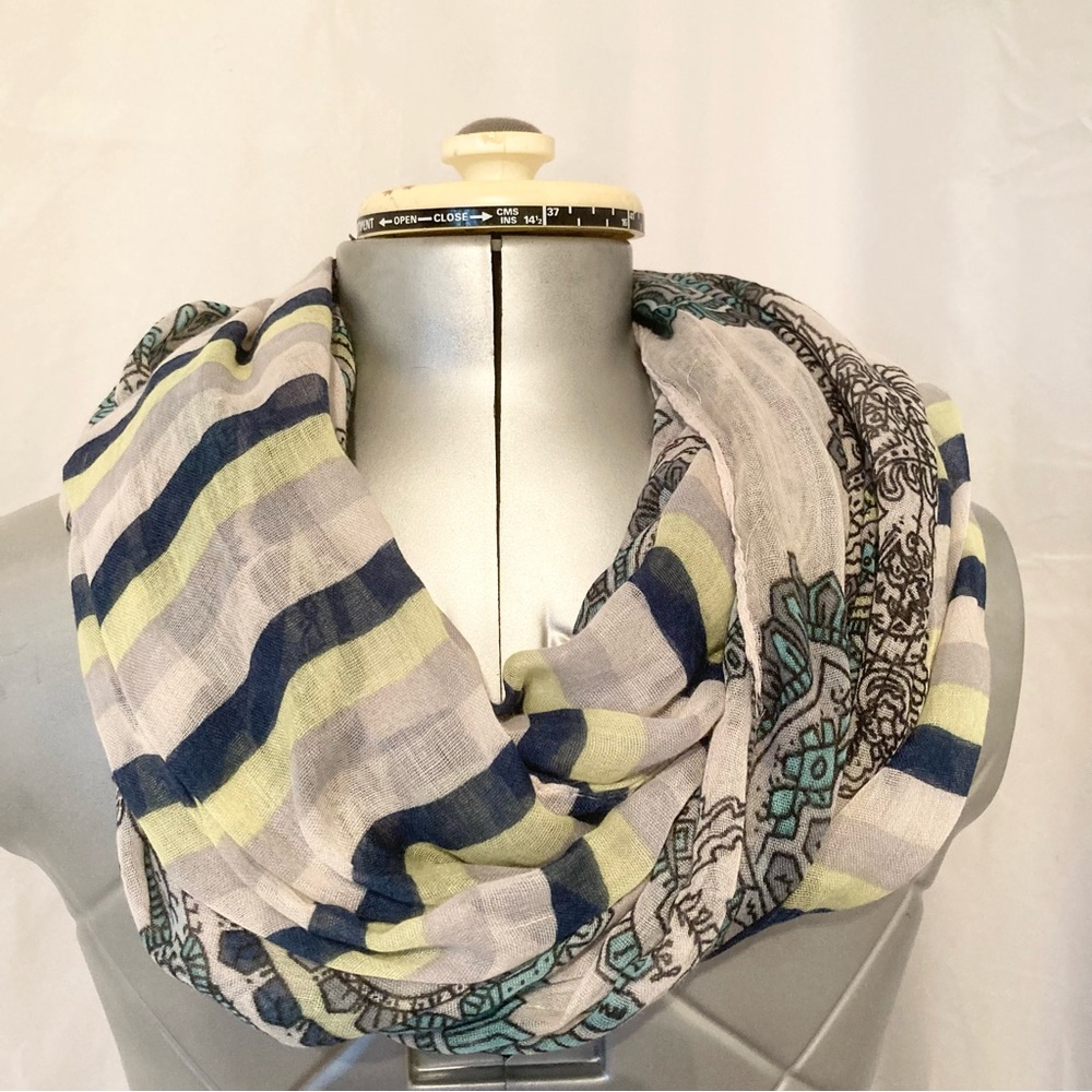 Paisley & Stripes Infinity Scarf - Picture 2 of 3